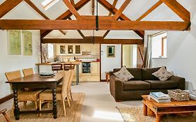 Glyme Flat - Peaceful Country Retreat!